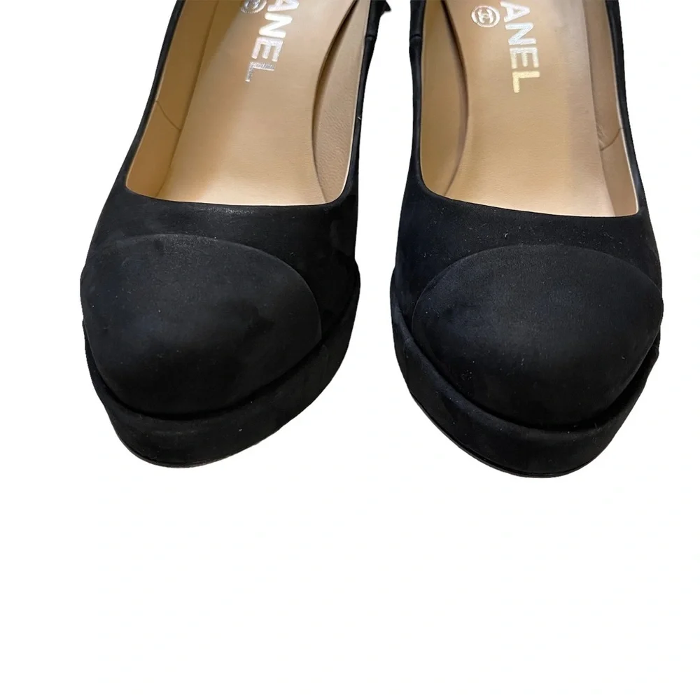Chanel Black Leather CC Logo Platform Pumps Cap Toe Made Italy Sz 37.5